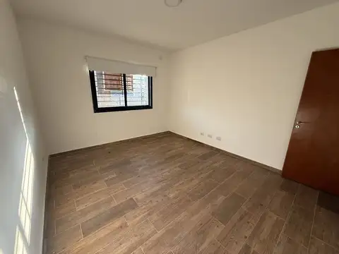 Casa - Venta - Argentina, Tres de Febrero - CURAPALIGUE 1708