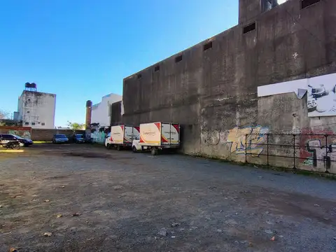 Local en Venta 40 años