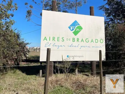 Terreno en Venta de 2022,0 m2