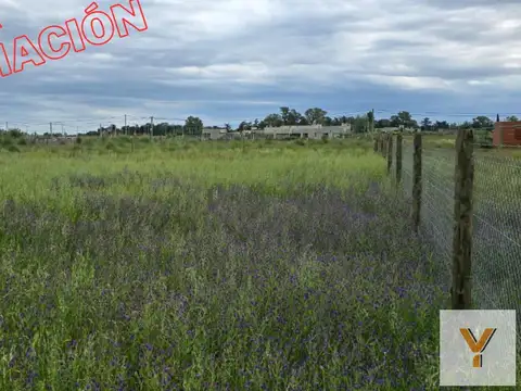 Terreno alambrado en venta, todos los servicios, acepta financiación - 2.022Mts2 - Aires de Bragado