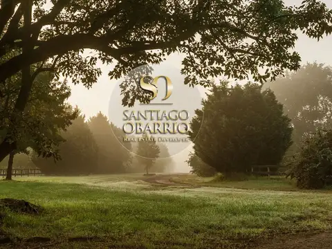 Lote de 25.846m2, con excelente marco de Arboles, en Haras Argentino Farm Club de Luján Terreno