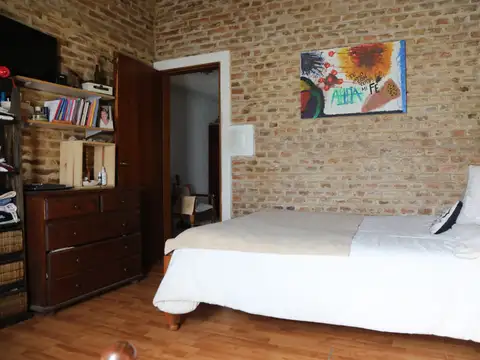 Casa 4 ambientes con 1 baño