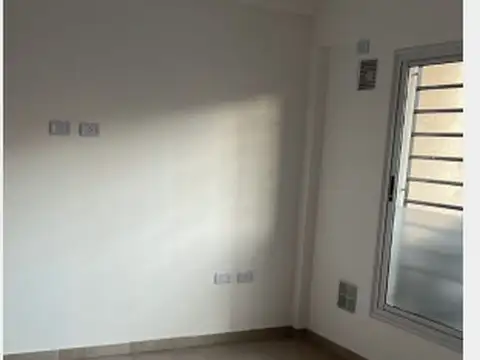 Depto Tipo Casa en Venta al Oeste