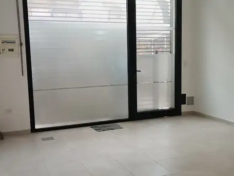 Local en Alquiler en Balvanera, $ 650.000