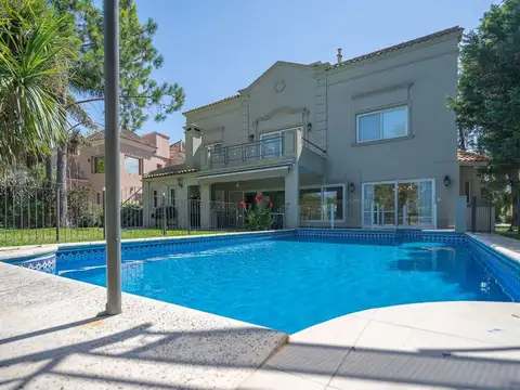 CASA 6 AMBIENTES PISCINA VISTA A GOLF SAINT THOMAS