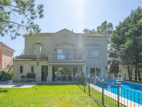 Casa en Venta de 5 dormitorios