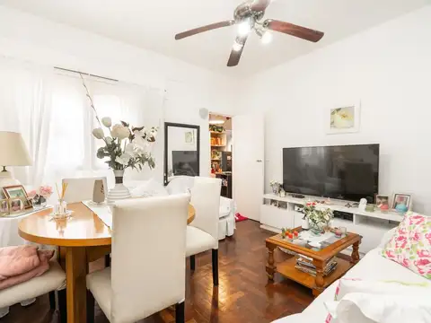 Depto Tipo Casa en Venta 50 años