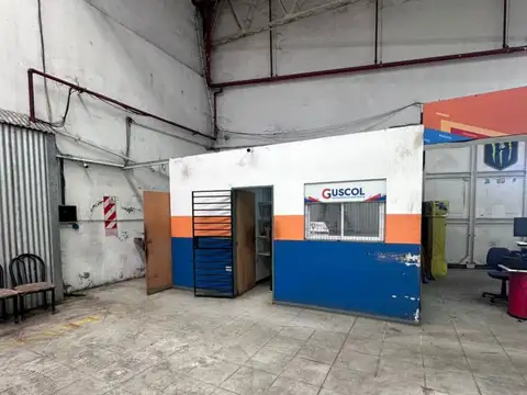 GALPON  de 400 m2, con oficina!