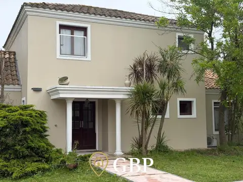Casa en Alquiler de 4 dormitorios