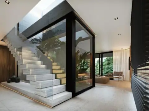 Casa 5 ambientes con 6 baños