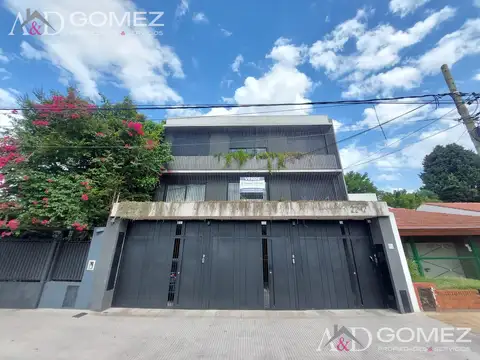 IMPRESIONANTE DUPLEX 4 AMB CON PILETA