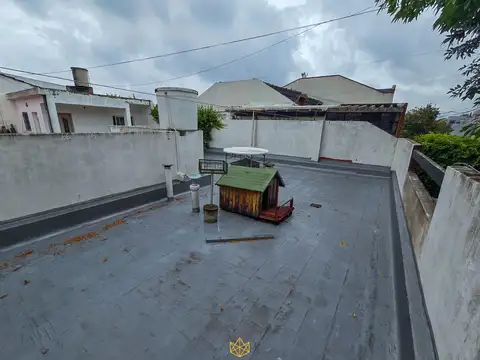 Depto Tipo Casa en Venta de 3 ambientes
