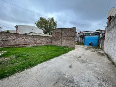 Lamadrid 2400