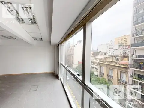 Oficina en Alquiler en Recoleta, USD 1.450