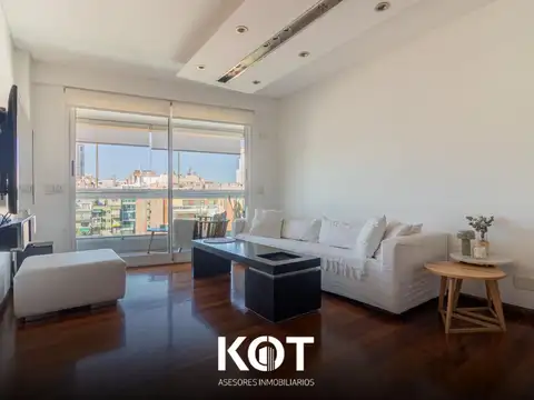 Increible 4 ambientes con dependencia terraza propia y cochera en venta.