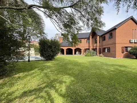 Casa en Venta en Saint Matthews, USD 555.000