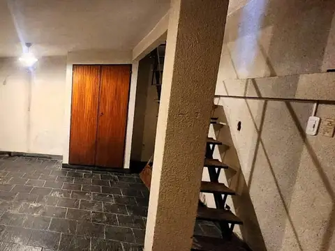 Casa 7 ambientes con 4 baños