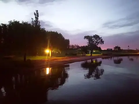 La Península - Pueblo de Viñas