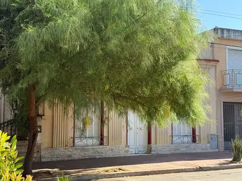 Terreno en Venta en Alberdi, USD 129.000