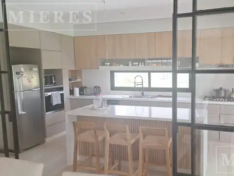 Casa en Alquiler Temporal A Estrenar