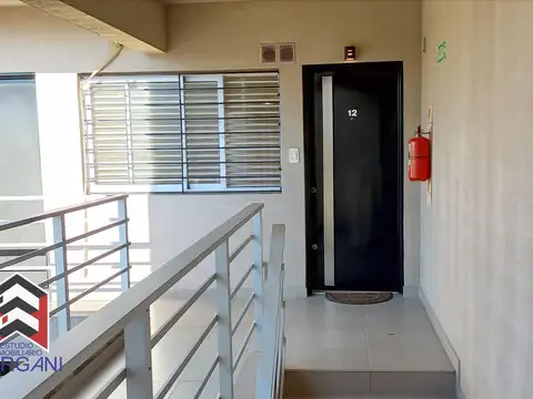 Departamento 2 AMB c/ Balcon - EXCELENTE ESTADO -