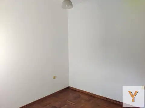Depto Tipo Casa en Venta 40 años