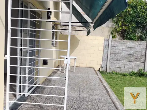 Depto Tipo Casa en Venta de 4 ambientes