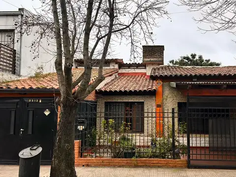 VENTA CASA 3 DORMITORIOS - ALVEAR, ROSARIO