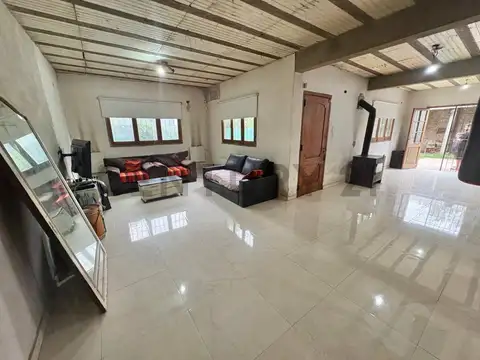 Casa en Venta con 1 cochera
