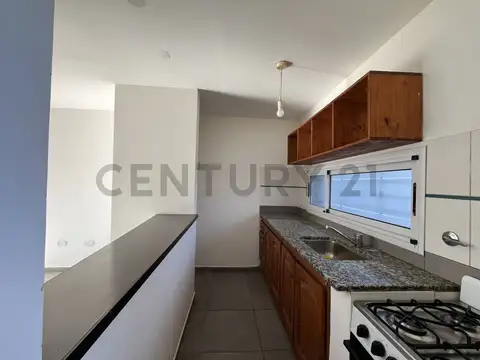 Casa en Alquiler en Manuel B Gonnet, $ 750.000