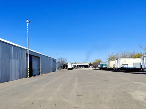 Espejo Este 600