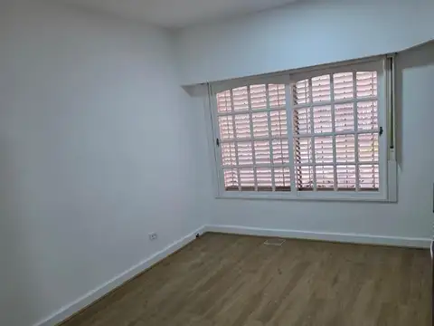 Depto Tipo Casa en Venta en Villa Pueyrredón, USD 219.000