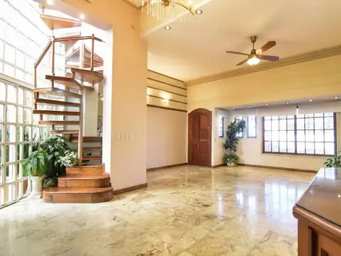 Casa en Venta en Flores, USD 355.000