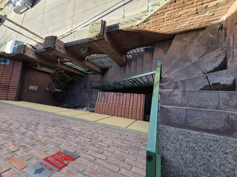 Depto Tipo Casa en Venta 56 años