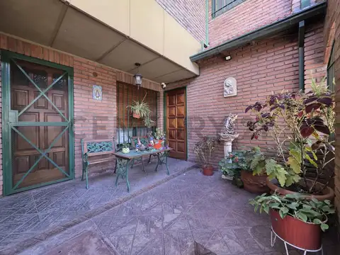 Depto Tipo Casa en Venta en Villa Maipú, USD 250.000