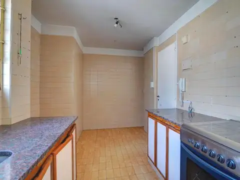 Departamento en Venta en Chacarita, USD 157.000