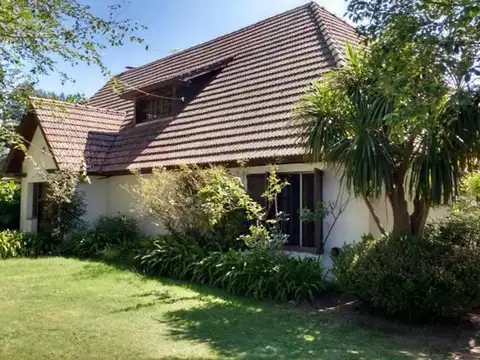 Av. Villamayor Al 1100