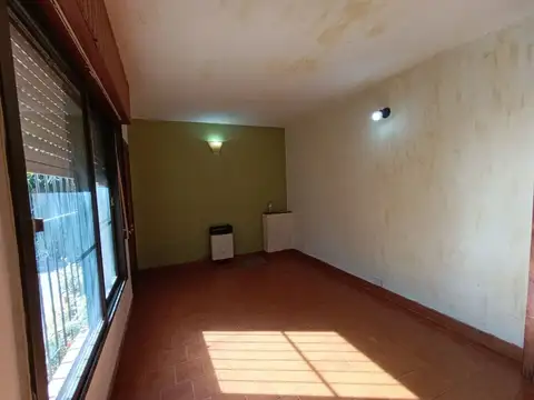 Depto Tipo Casa 3 ambientes con 1 baño