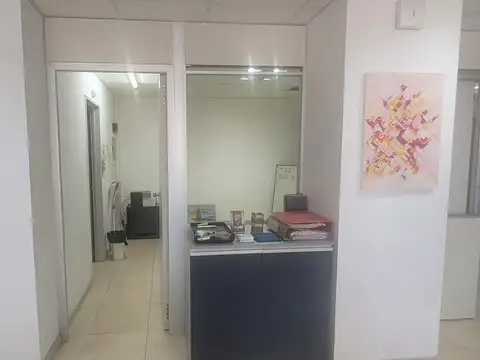 Oficina en Alquiler al Sur