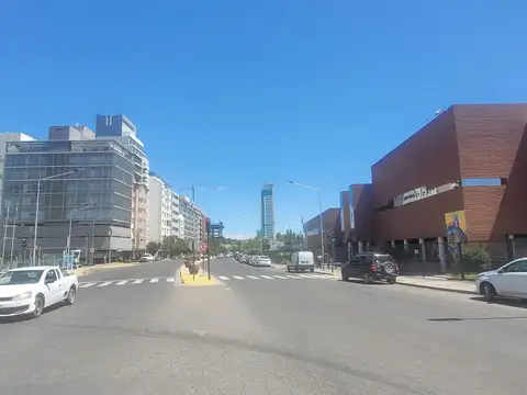 Alquiler Oficina con cochera, Leloir 451 - Neuquén Capital