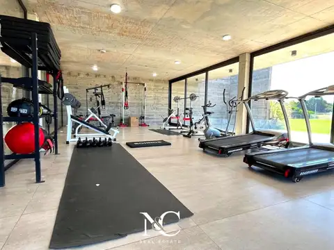 North Beach, Villa 5