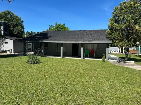 Quinta en Venta con 5 cocheras