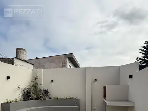 Depto Tipo Casa en Venta de 4 ambientes
