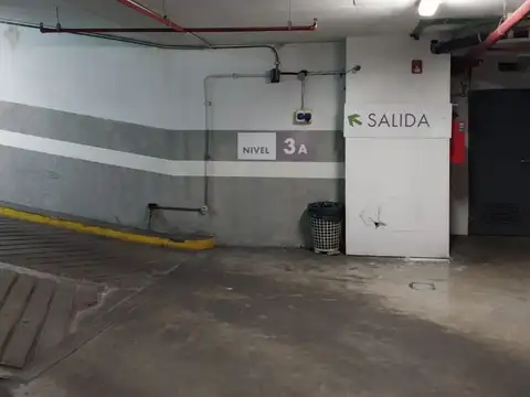 cochera fija y cub en exc zona de recoleta