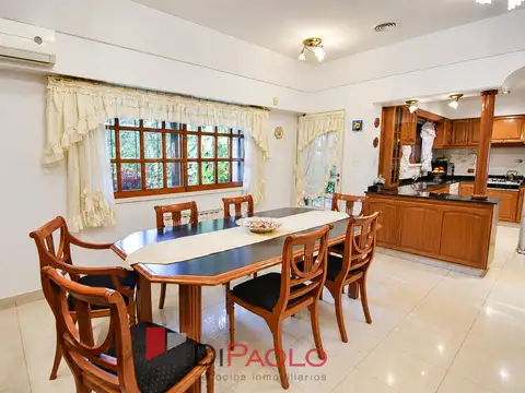 Depto Tipo Casa en Venta con 1 cocheras