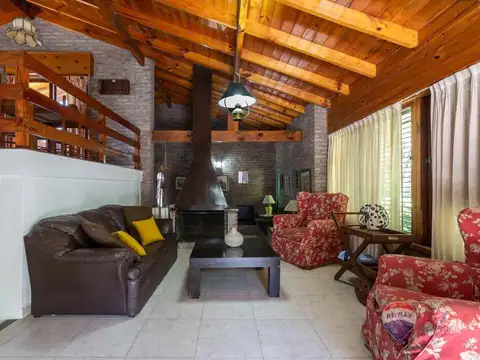 Casa en Venta en Zona B5, USD 170.000