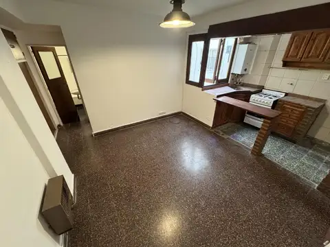 Departamento 2 ambientes con 1 baño