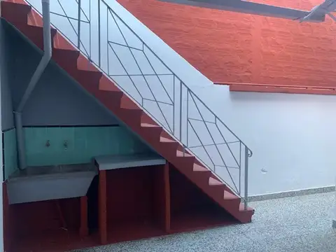 Depto Tipo Casa en Venta de 2 ambientes