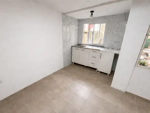 DEPTO 2 AMB. ALQUILER - CRUCE CASTELAR