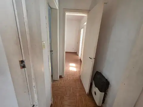 Depto Tipo Casa en Alquiler en Haedo, $ 400.000